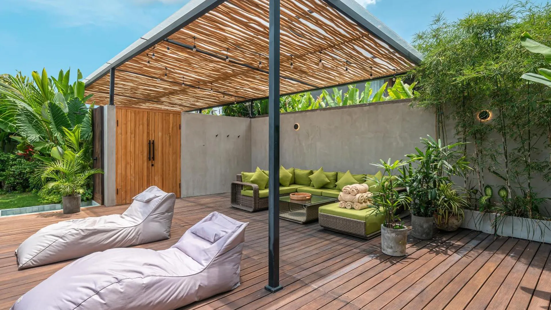Zenloft - Impressive 4Br Villa Close To The Beach Canggu 0*,  Indonesia