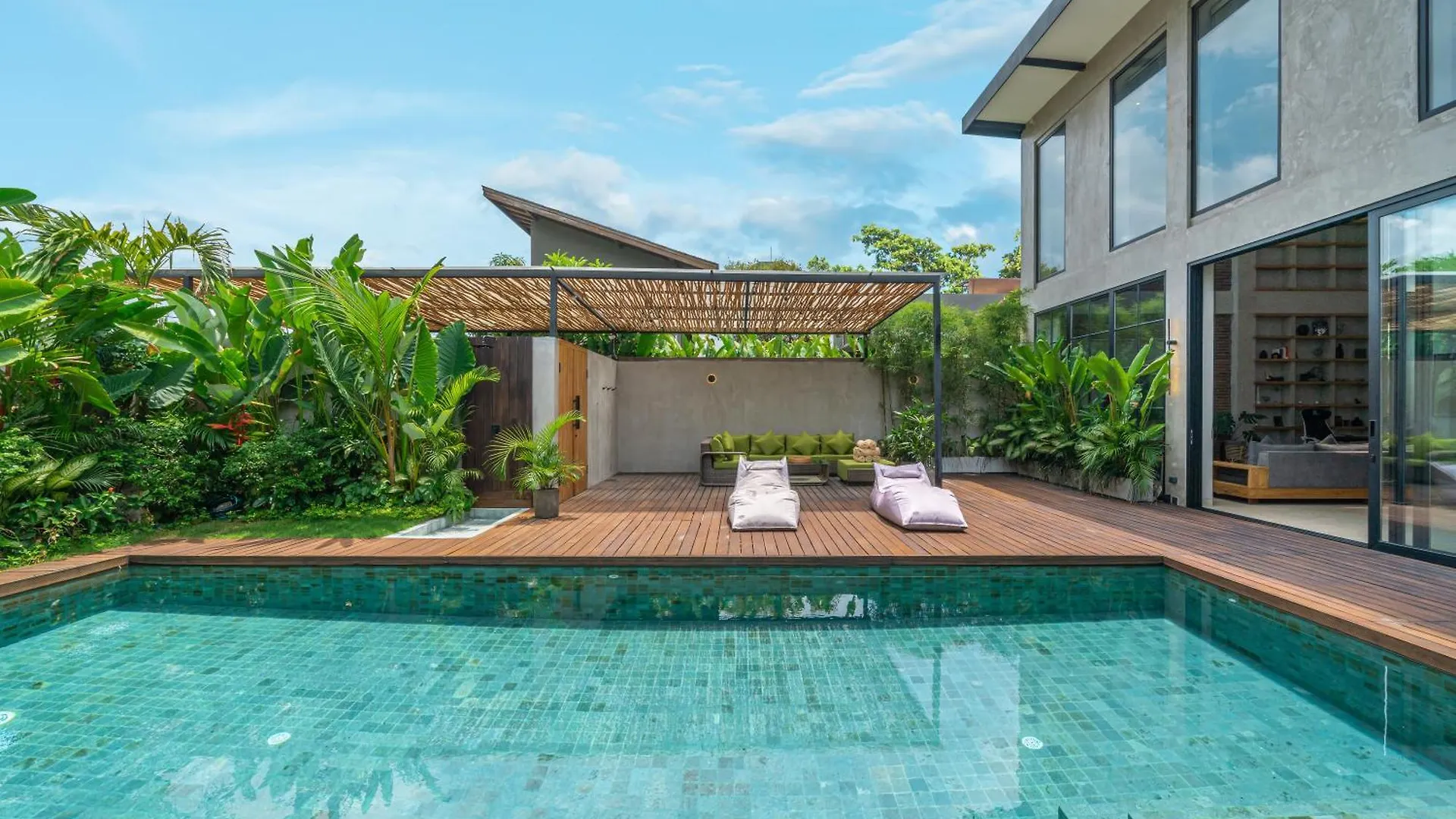 Zenloft - Impressive 4Br Villa Close To The Beach Canggu  Indonesia
