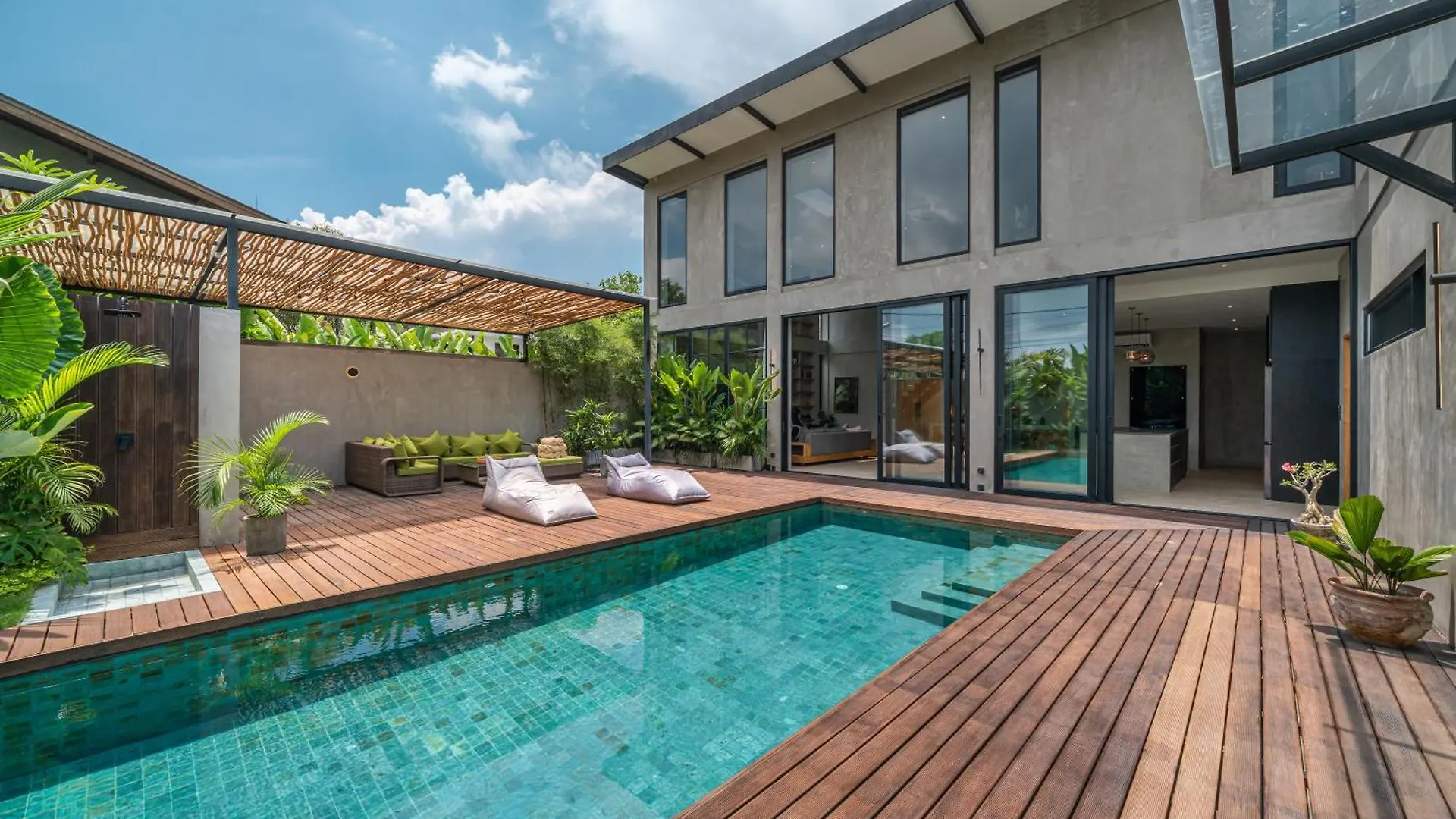 Zenloft - Impressive 4Br Villa Close To The Beach Canggu